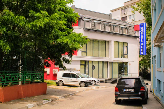 Hotel Alex