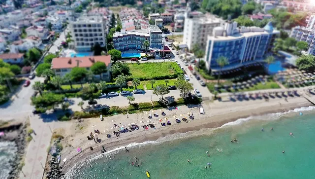 Öz Güzelçamlı Hotel