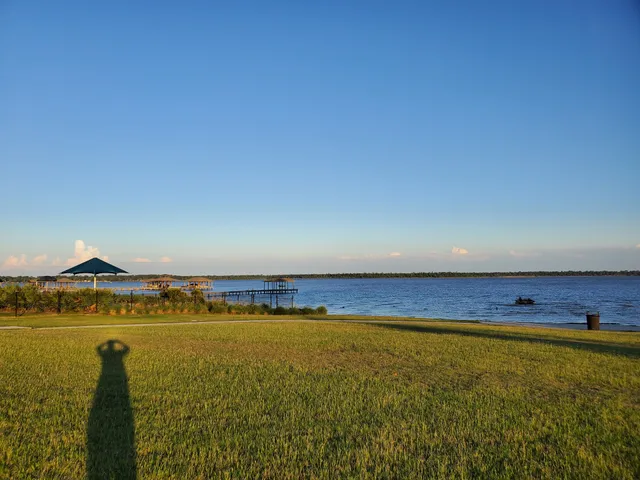 Bridges on Lake Houston Clubhouse