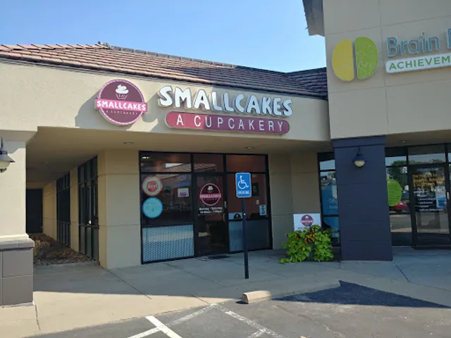 SmallCakes Cupcakery
