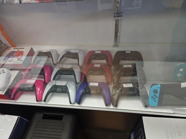 XL wireless- PS5 hdmi , xbox hdmi, phones , ipads repair