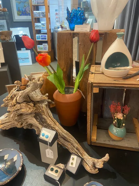 Ebb Tide Co-Op Gallery