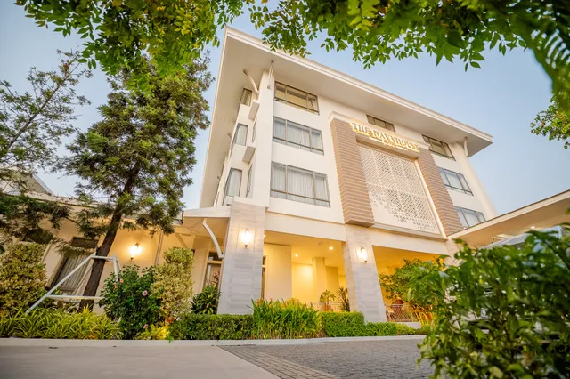 The Navy House Hotel โรงแรม เดอะ นาวีเฮ้าส์