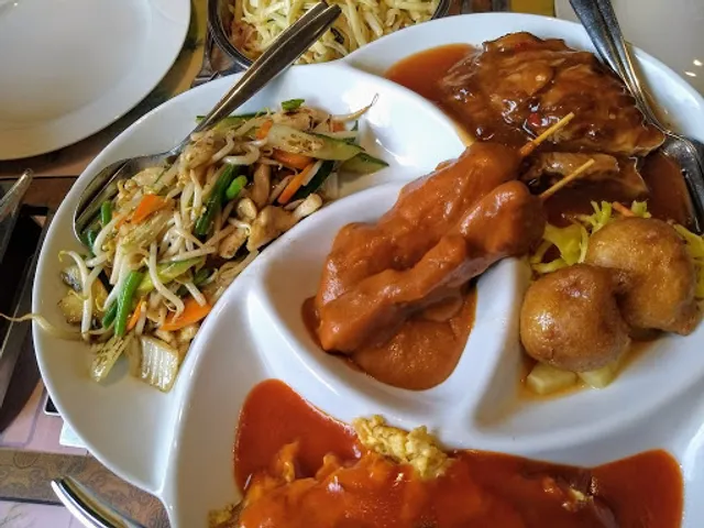 Chin. Specialiteiten Restaurant Happy Boeddha