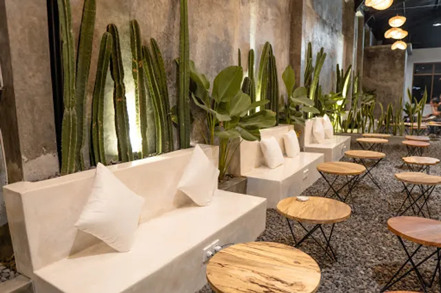 Tahoma Cafe & Eatery