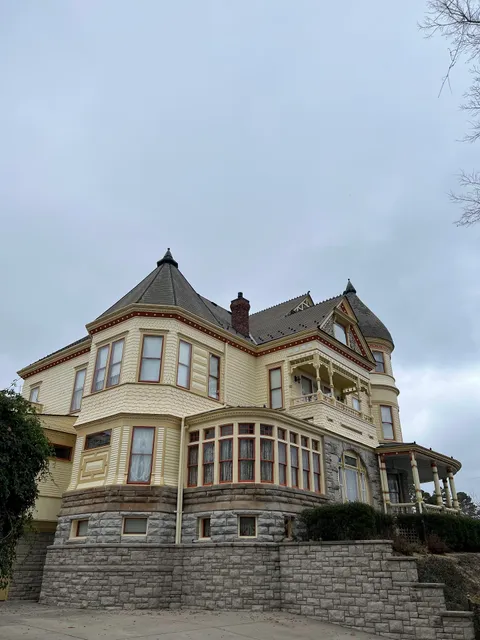 Queen Anne Mansion and Resort