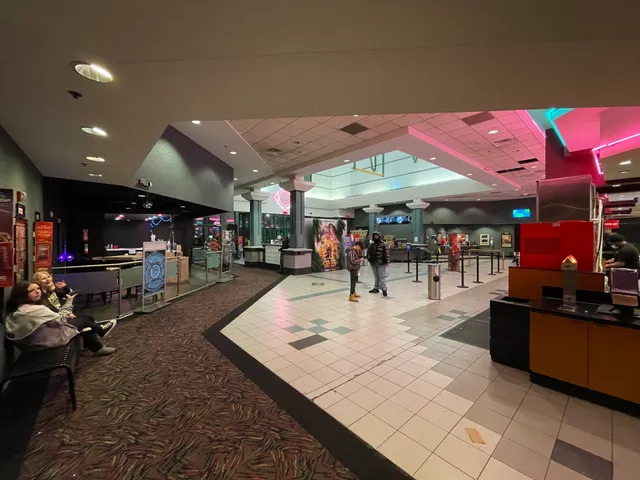 AMC Schererville 16