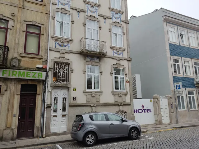 Porto Charming Hotel
