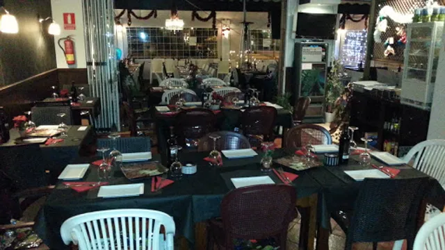 Bar restaurante Brujas Lounge