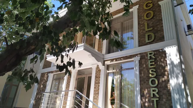 Отель "Gold resort"