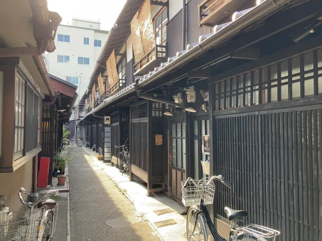 Ajiki-roji Small Street