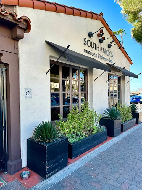 South of Nick's San Clemente | Mexican Kitchen + Bar