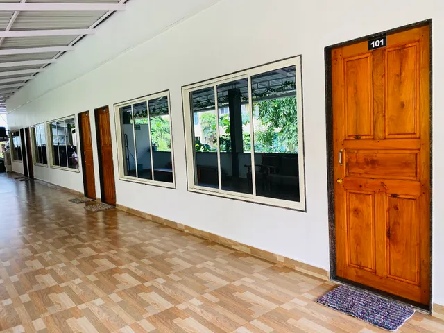 Sorantto Escapes - Rooms for Rent - Bike & Car Rental - Taxi Service