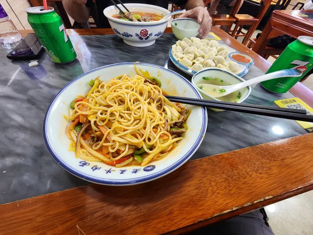 Lanzhou Beef Stretched Noodles
