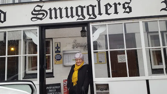 Old Smugglers Inn