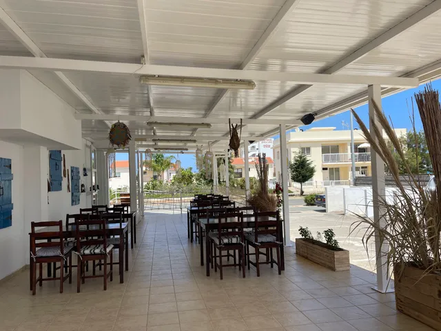 K O N N O S Grill Cuisine