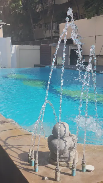 Bella Villa Metro Hotel