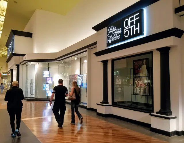 Saks OFF 5TH