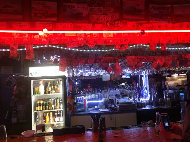 Kimbo's Saloon