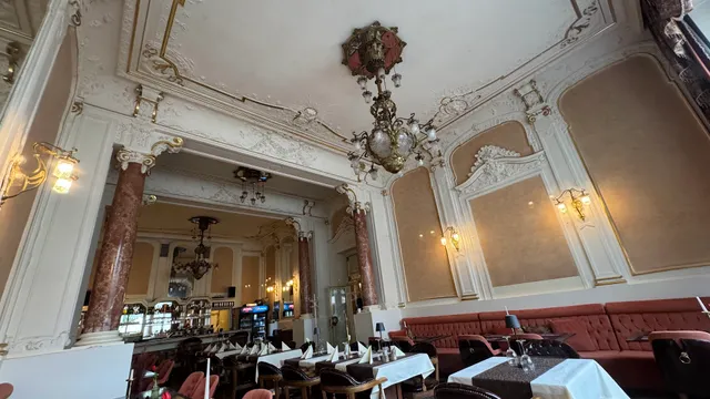 Café Restaurant CENTRAL