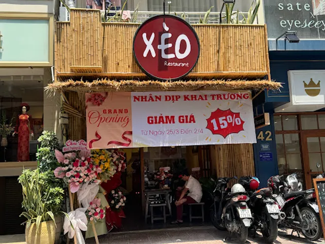 XÈO Restaurant