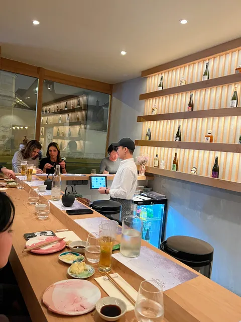 HANDO Parisian Handroll Sèvres