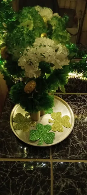 Cowboy's Cedar Lounge