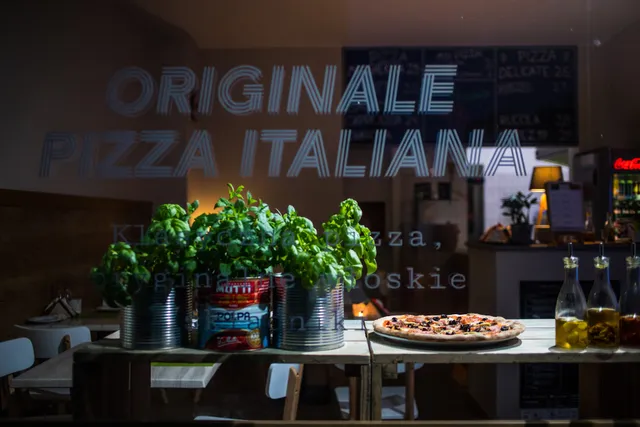 Pizzeria Dziewiętnaska 19Pizza