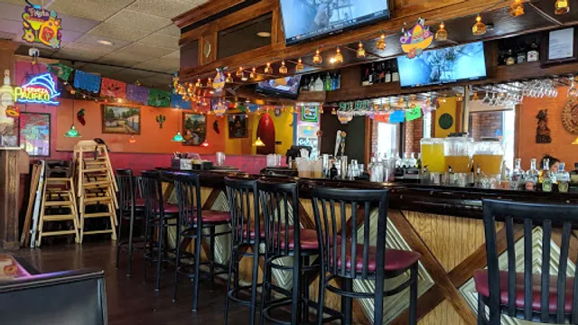 Casa Del Mar Mexican Bar & Grill