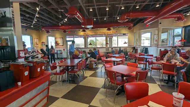 Freddy's Frozen Custard & Steakburgers