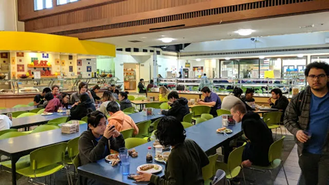 Crown/Merrill Dining Hall