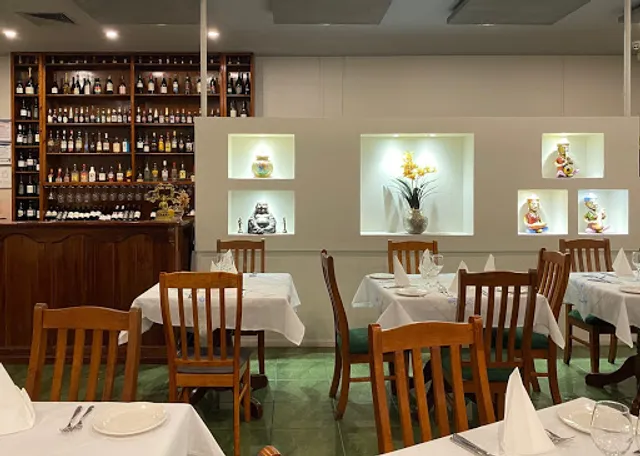 Arya Indian Restaurant