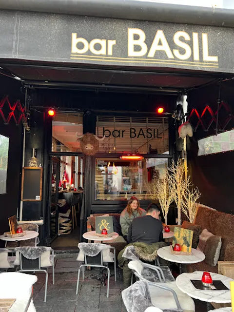BAR BASIL