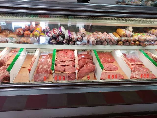 La Ruleta Meat Market #2