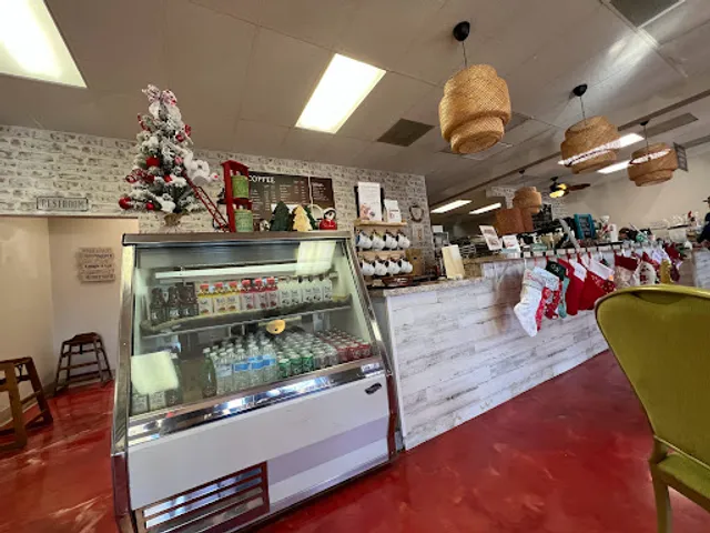 Cremesh Coffee and Bakery