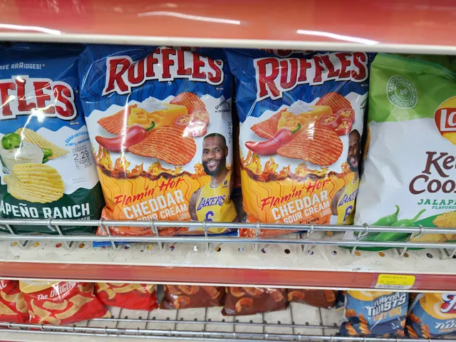 Gee Gee's Food Store