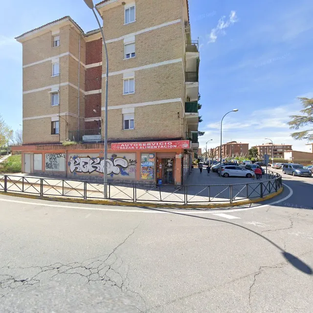 Auto Servicio Bazar Alimentación