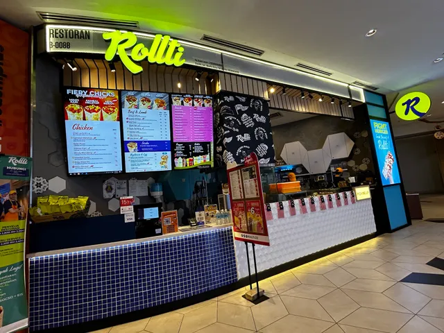 Rollti (The Starling Mall)