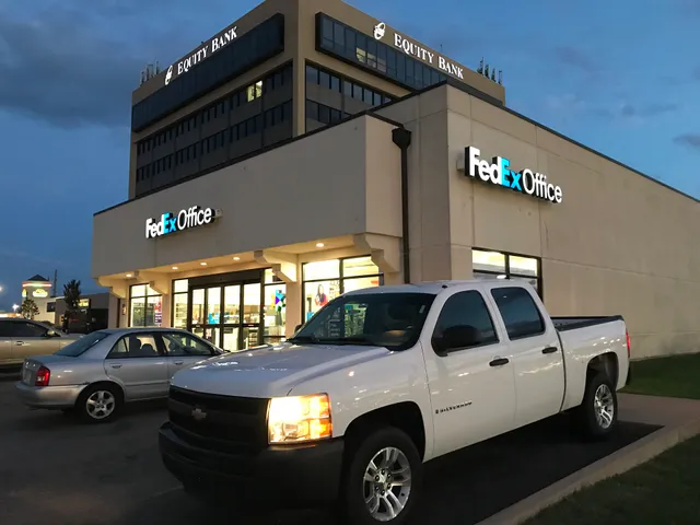 FedEx Office Print & Ship Center