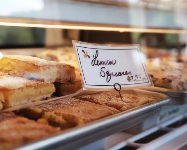 Stowe Bee Bakery & Cafe