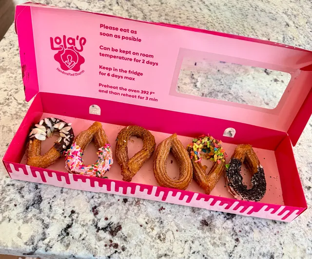 Lola’s Handcrafted Churros & Café