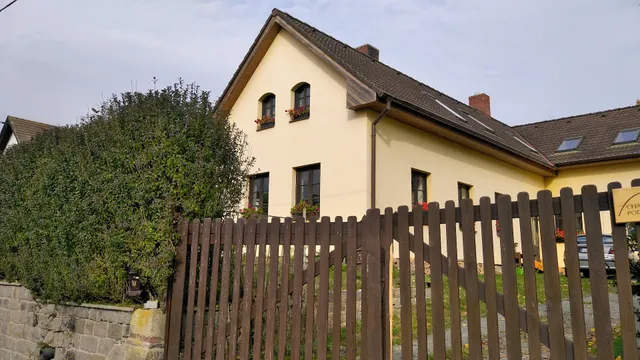 CHALUPA POD MELECHOVEM