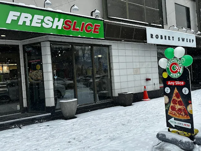 Freshslice Pizza - Mount Royal