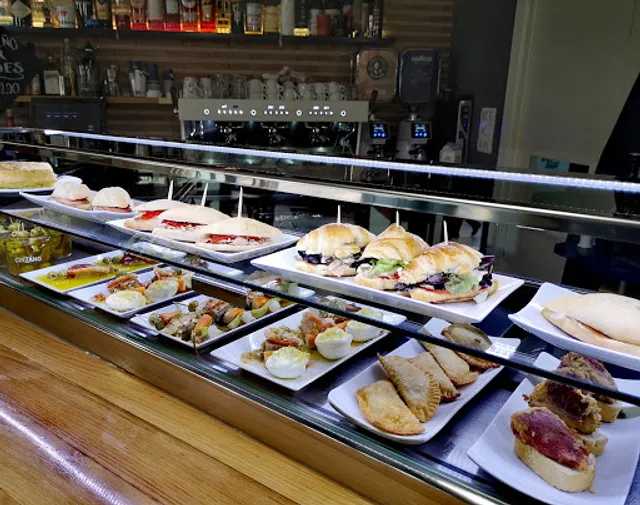 Cafetería La Tarara