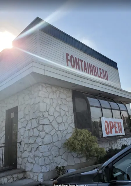 Fontainbleau Diner