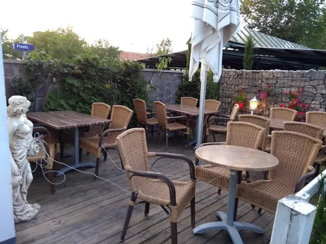 Akropolis griechische Spezialitäten