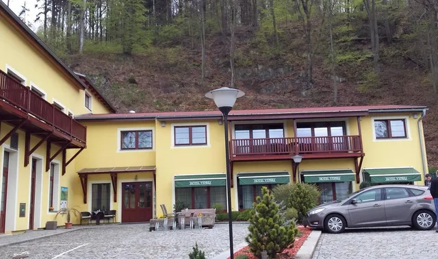 Hotel and Restaurant Vyprez