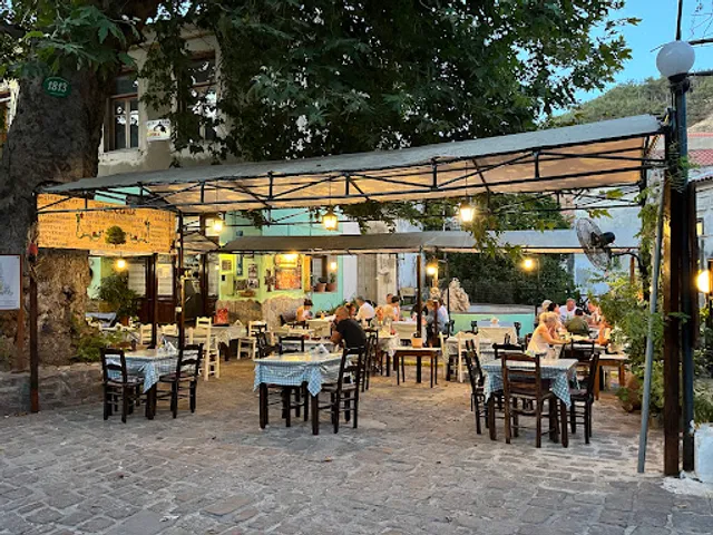 Taverna Platanos