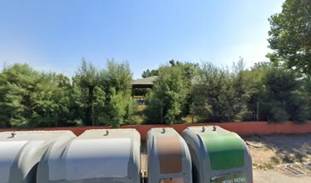 Viale del Tirreno, 82