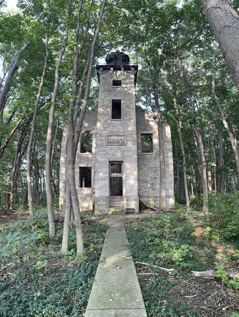 Rattlesnake Island Club